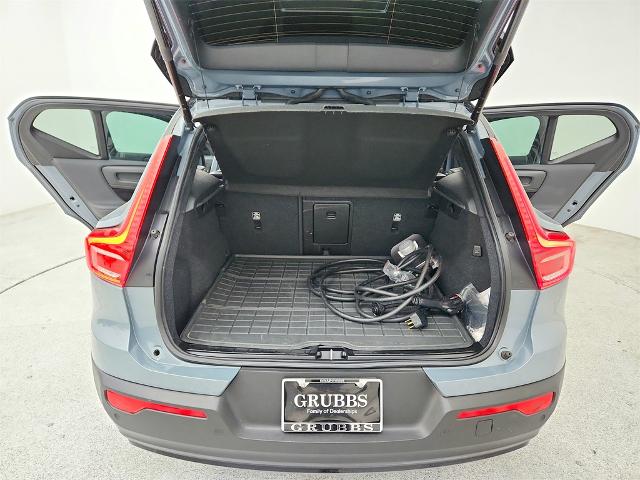 2021 Volvo XC40 Vehicle Photo in Grapevine, TX 76051