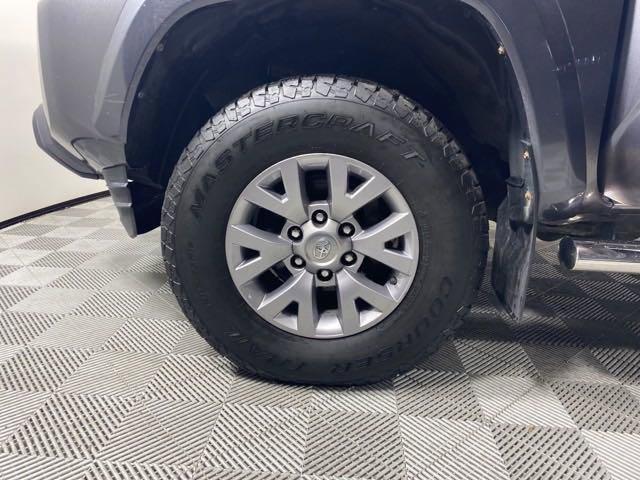 2019 Toyota Tacoma 4WD Vehicle Photo in MEDINA, OH 44256-9001