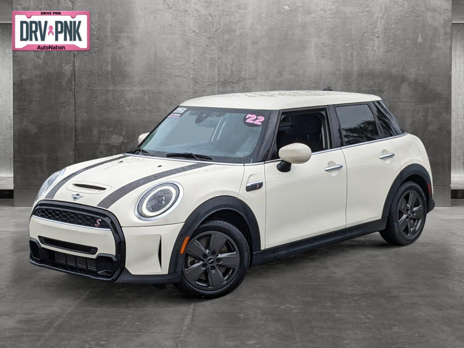 2022 MINI Cooper S Hardtop 4 Door Vehicle Photo in Orlando, FL 32811