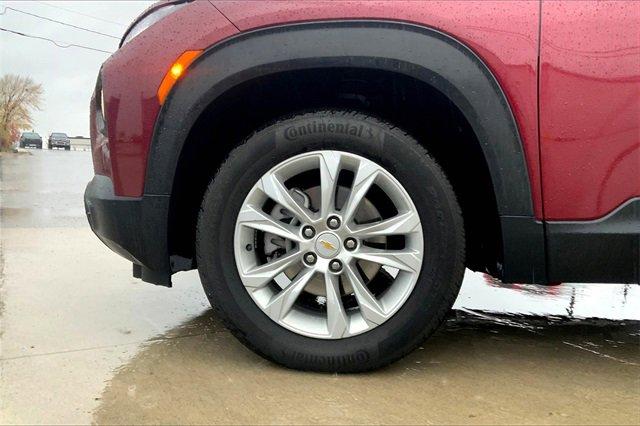 2023 Chevrolet Trailblazer Vehicle Photo in TOPEKA, KS 66609-0000