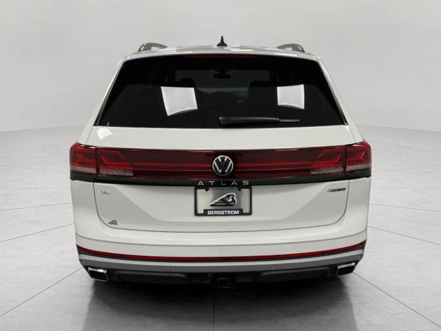 2024 Volkswagen Atlas Vehicle Photo in Appleton, WI 54913