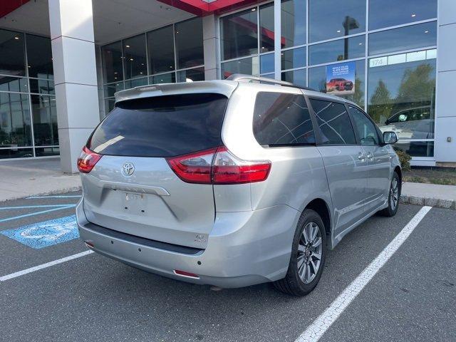 2020 Toyota Sienna Vehicle Photo in Flemington, NJ 08822