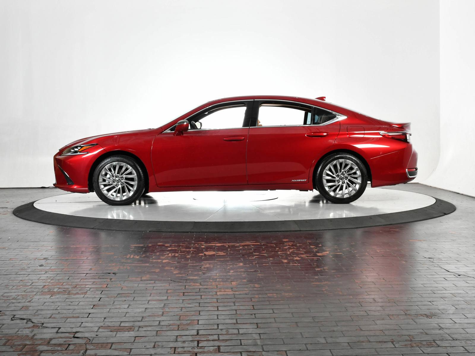 2022 Lexus ES 300h Vehicle Photo in DALLAS, TX 75235