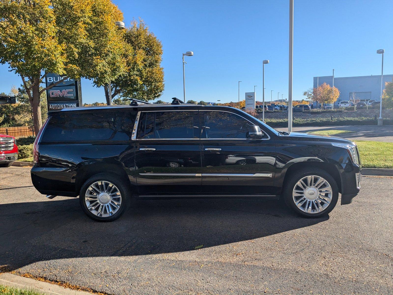 2018 Cadillac Escalade ESV Vehicle Photo in LONE TREE, CO 80124-2750