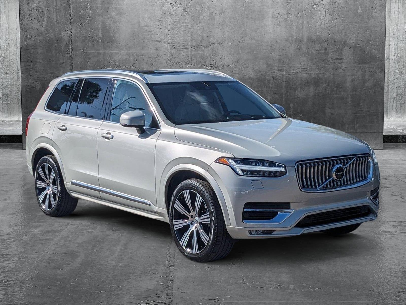 2022 Volvo XC90 Vehicle Photo in Tampa, FL 33614