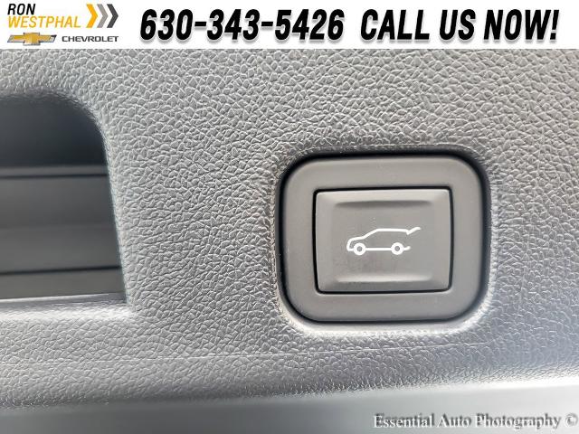 2025 Chevrolet Traverse Vehicle Photo in AURORA, IL 60503-9326