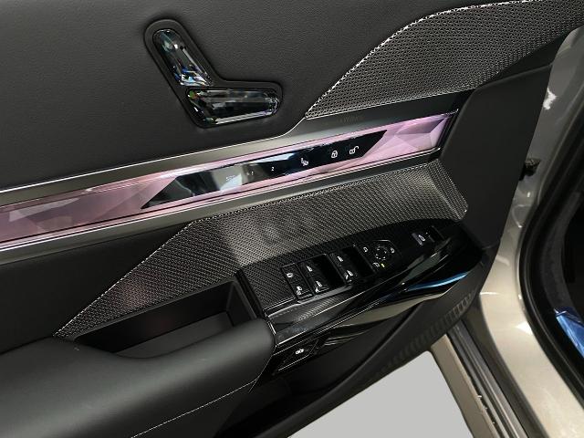 2024 BMW i7 Vehicle Photo in Appleton, WI 54913