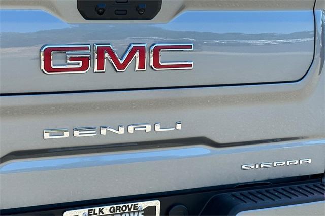 2024 GMC Sierra 1500 Vehicle Photo in ELK GROVE, CA 95757-8703