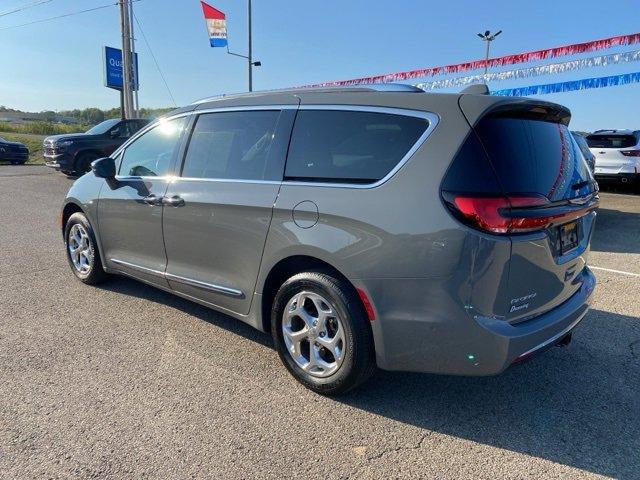 Used 2021 Chrysler Pacifica Limited with VIN 2C4RC3GG2MR557426 for sale in Cambridge, OH