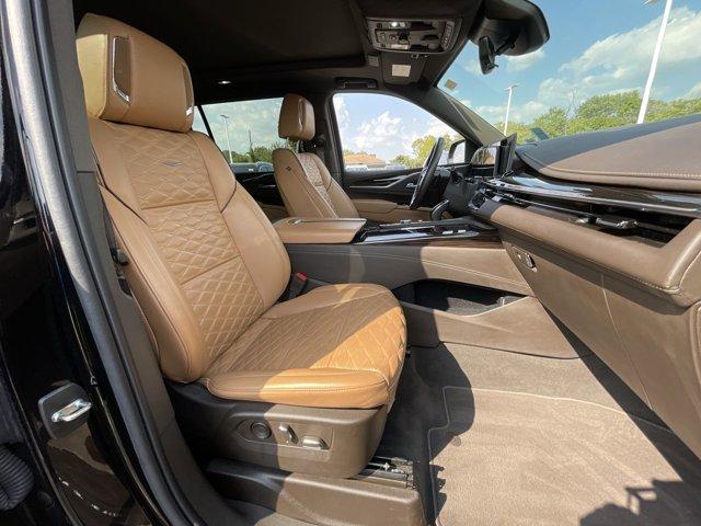 2022 Cadillac Escalade ESV Vehicle Photo in WILLIAMSVILLE, NY 14221-4303