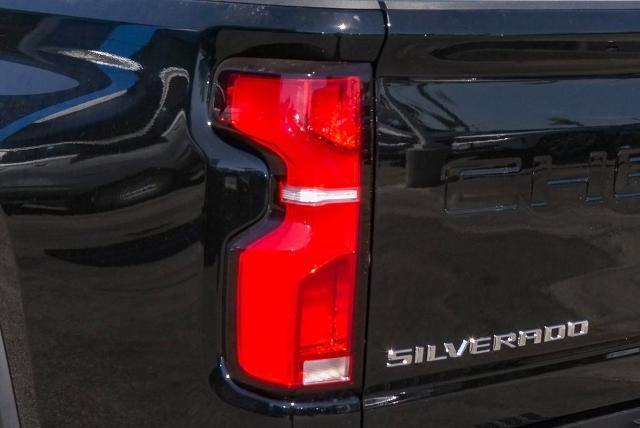 2025 Chevrolet Silverado 2500 HD Vehicle Photo in VENTURA, CA 93003-8585