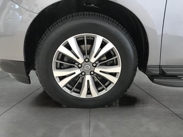 2019 Nissan Pathfinder Vehicle Photo in GREEN BAY, WI 54303-3330