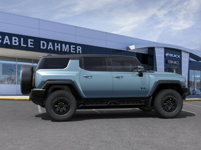 2024 GMC HUMMER EV SUV Vehicle Photo in KANSAS CITY, MO 64114-4545