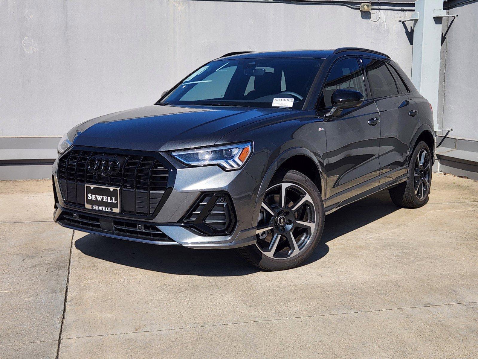 2025 Audi Q3 Vehicle Photo in SUGAR LAND, TX 77478