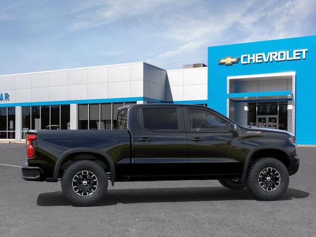 2024 Chevrolet Silverado 1500 Vehicle Photo in MOON TOWNSHIP, PA 15108-2571