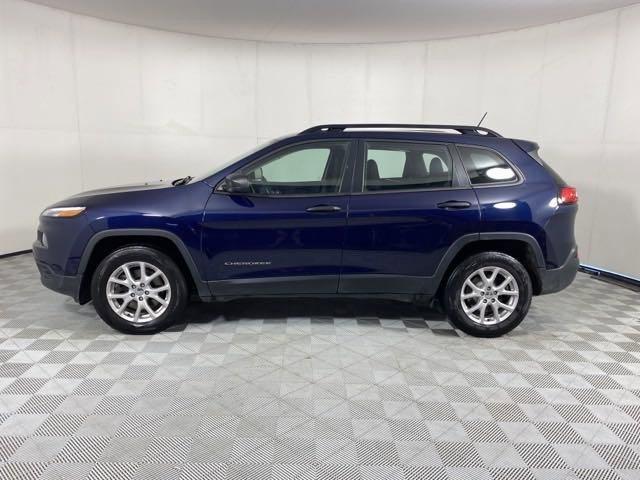 2016 Jeep Cherokee Vehicle Photo in MEDINA, OH 44256-9001