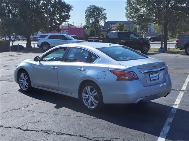 2015 Nissan Altima Vehicle Photo in Plainfield, IL 60586