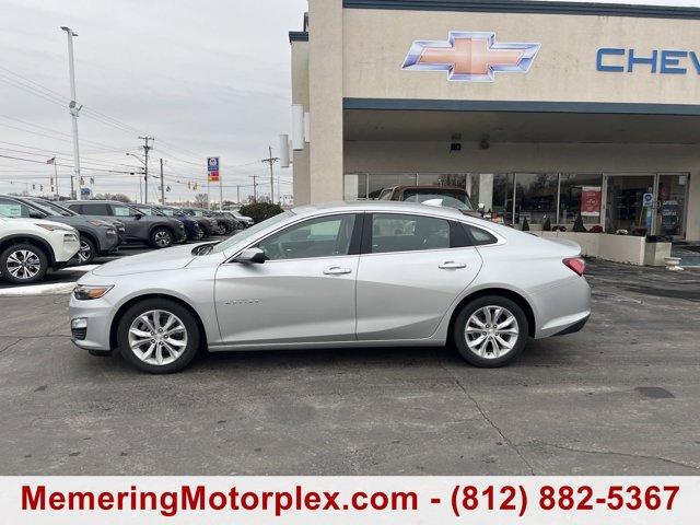 Used 2021 Chevrolet Malibu 1LT with VIN 1G1ZD5ST0MF025637 for sale in Vincennes, IN