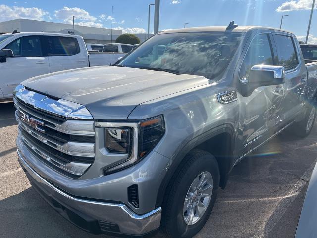 2025 GMC Sierra 1500 Vehicle Photo in GOODYEAR, AZ 85338-1310