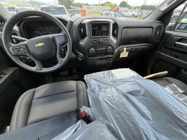 2024 Chevrolet Silverado 3500 HD Vehicle Photo in ALCOA, TN 37701-3235