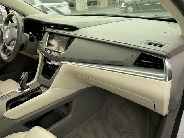 2017 Cadillac XT5 Vehicle Photo in WILLIAMSVILLE, NY 14221-4303