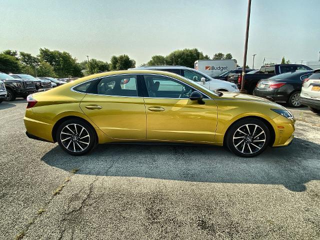 2020 Hyundai Sonata Vehicle Photo in WILLIAMSVILLE, NY 14221-2883