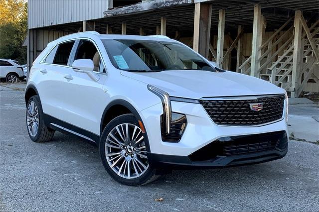 2025 Cadillac XT4 Vehicle Photo in KANSAS CITY, MO 64114-4545