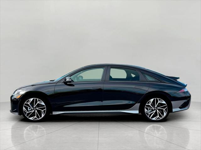 2025 Hyundai IONIQ 6 Vehicle Photo in Green Bay, WI 54304