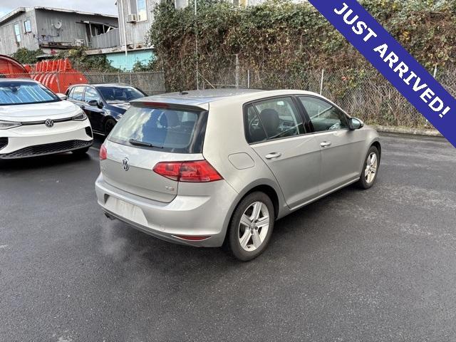 2017 Volkswagen Golf Vehicle Photo in Puyallup, WA 98371