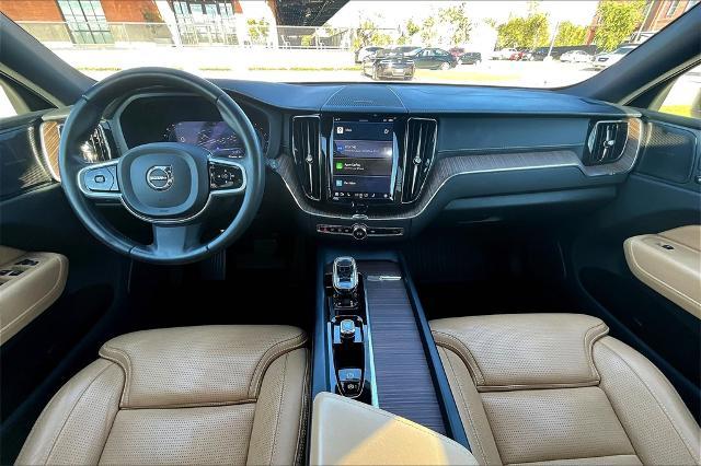 2022 Volvo XC60 Vehicle Photo in Houston, TX 77007