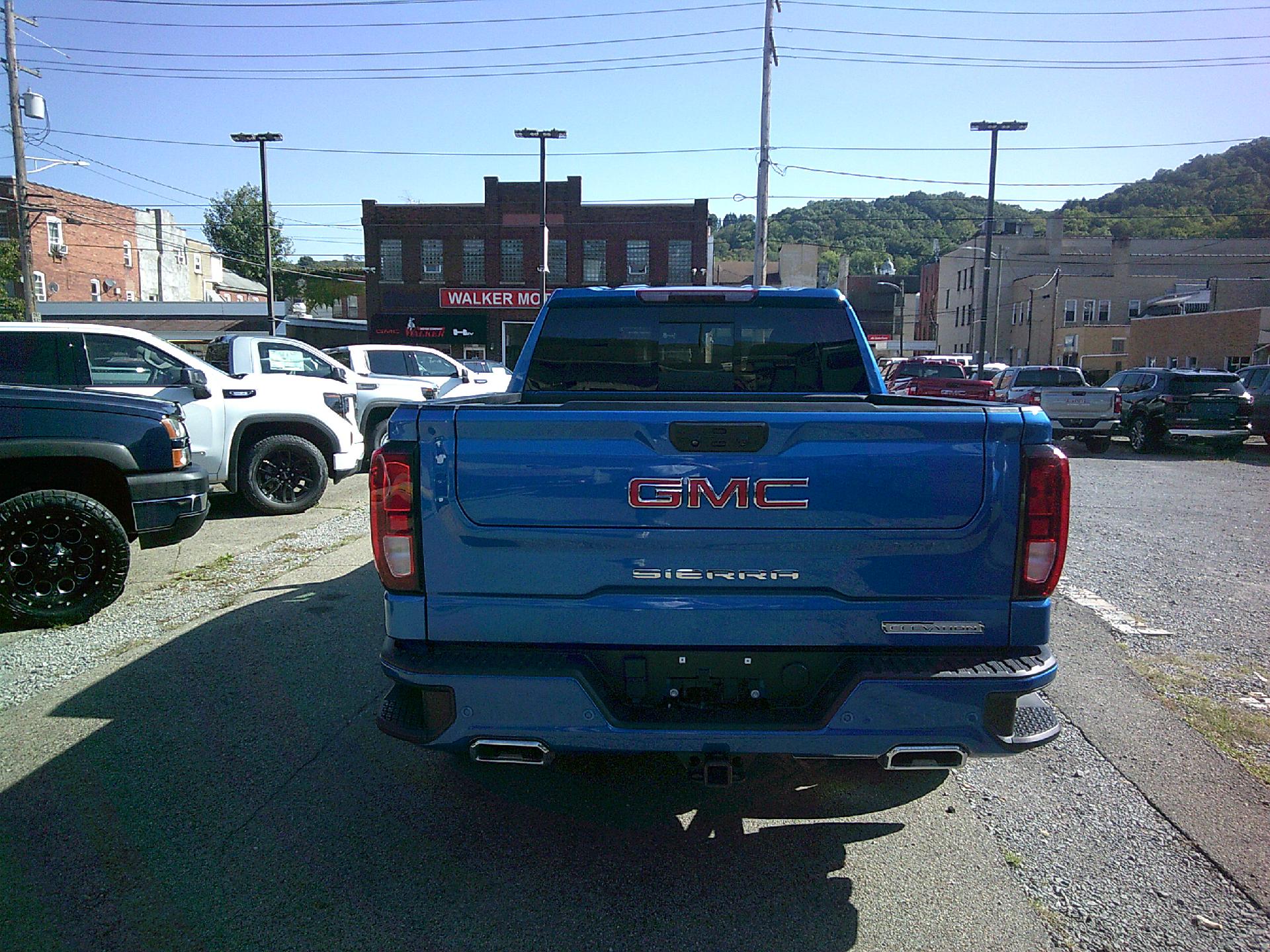 2022 GMC Sierra 1500 Vehicle Photo in KITTANNING, PA 16201-1536