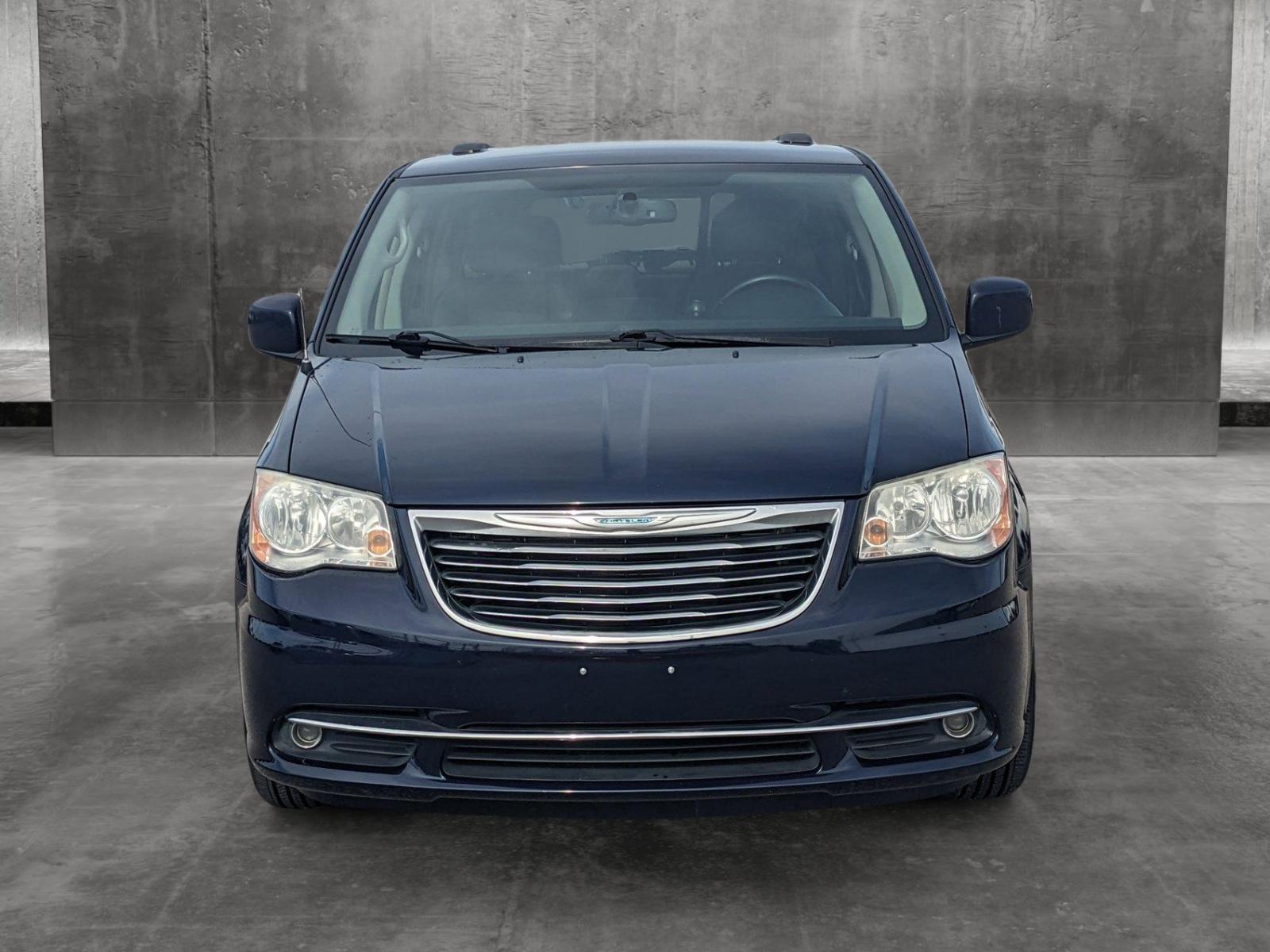 2015 Chrysler Town & Country Vehicle Photo in MIAMI, FL 33134-2699