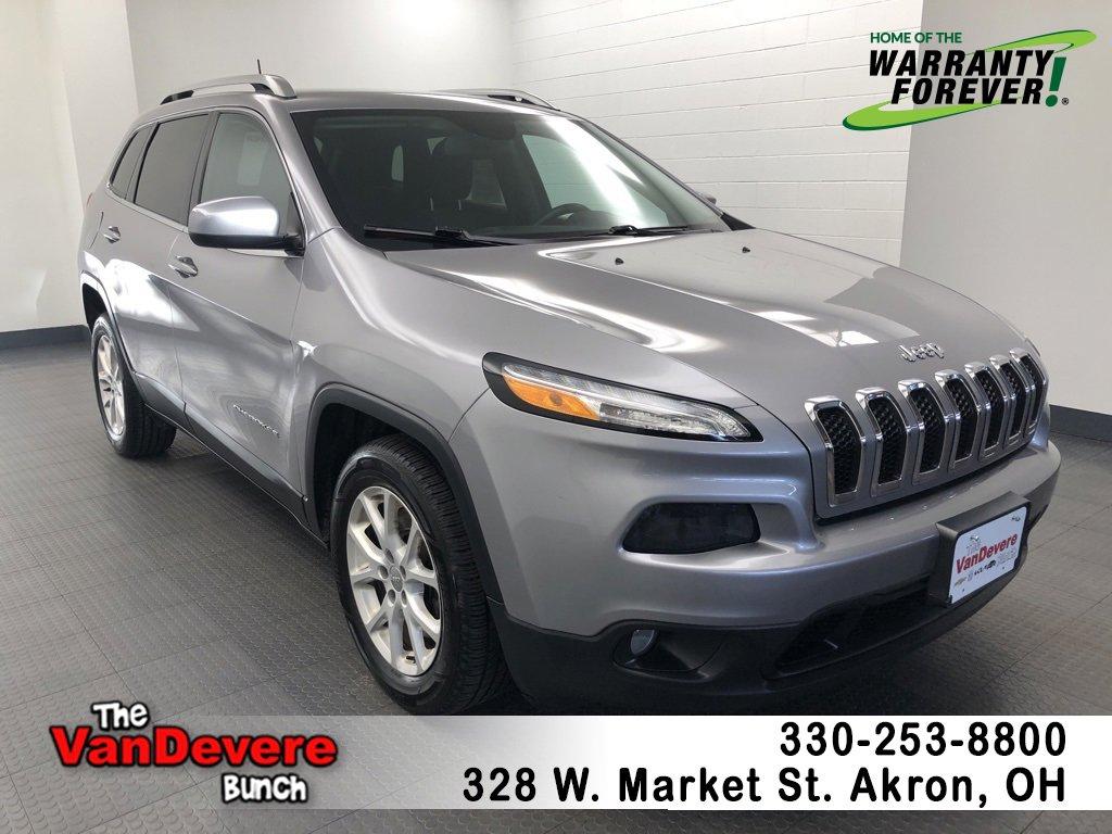 2018 Jeep Cherokee Vehicle Photo in AKRON, OH 44303-2185
