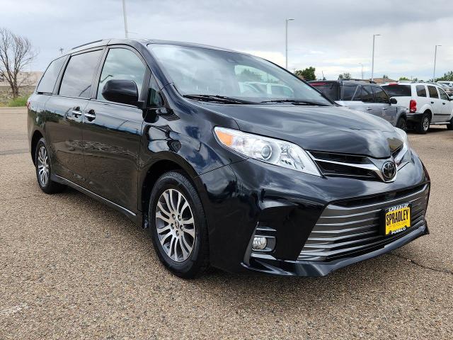 Used 2020 Toyota Sienna XLE with VIN 5TDYZ3DC9LS069429 for sale in Pueblo, CO