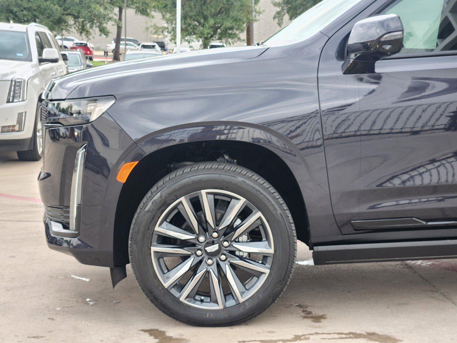 2024 Cadillac Escalade Vehicle Photo in GRAPEVINE, TX 76051-8302