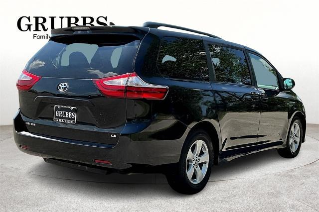 2019 Toyota Sienna Vehicle Photo in Tulsa, OK 74145