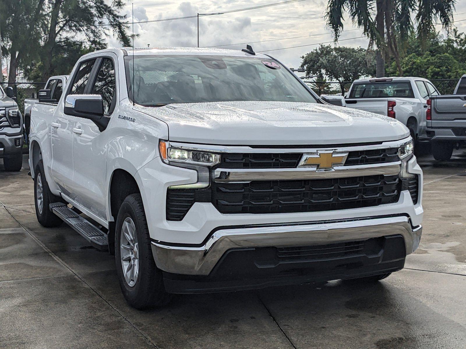 2024 Chevrolet Silverado 1500 Vehicle Photo in MIAMI, FL 33172-3015