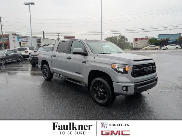 2017 Toyota Tundra 4WD Vehicle Photo in HARRISBURG, PA 17111-1033