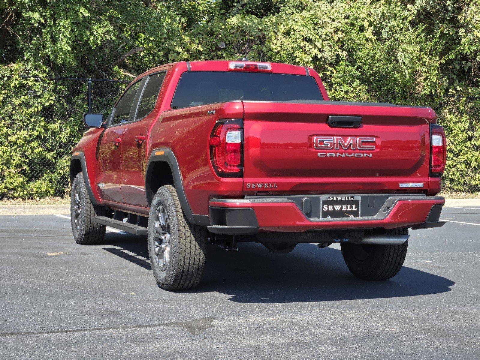 2024 GMC Canyon Vehicle Photo in DALLAS, TX 75209-3016