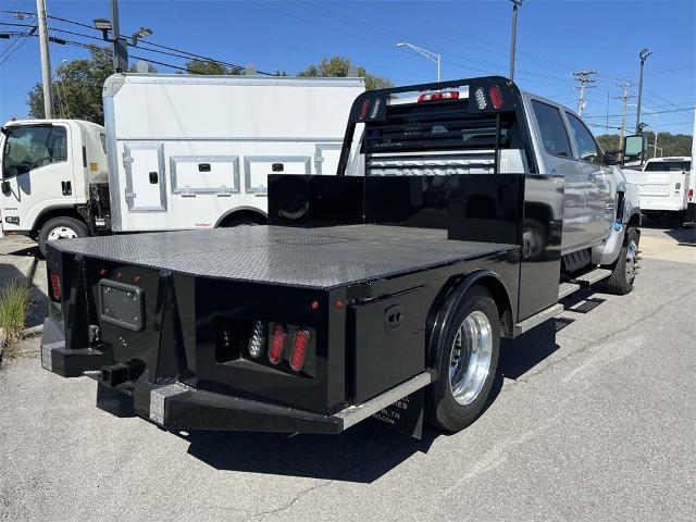 2023 Chevrolet Silverado 5500 HD Vehicle Photo in ALCOA, TN 37701-3235