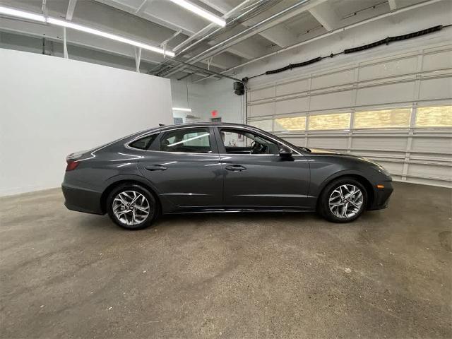 2022 Hyundai Sonata Vehicle Photo in PORTLAND, OR 97225-3518