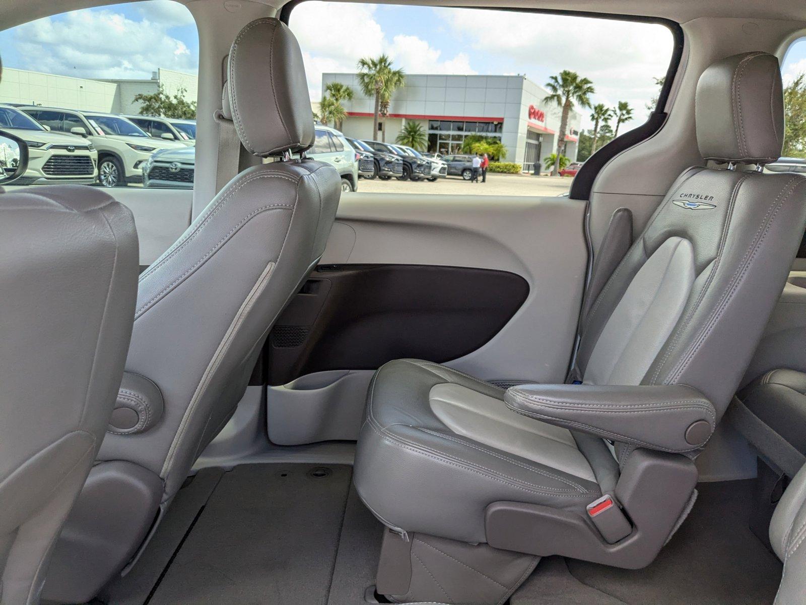 2017 Chrysler Pacifica Vehicle Photo in Winter Park, FL 32792