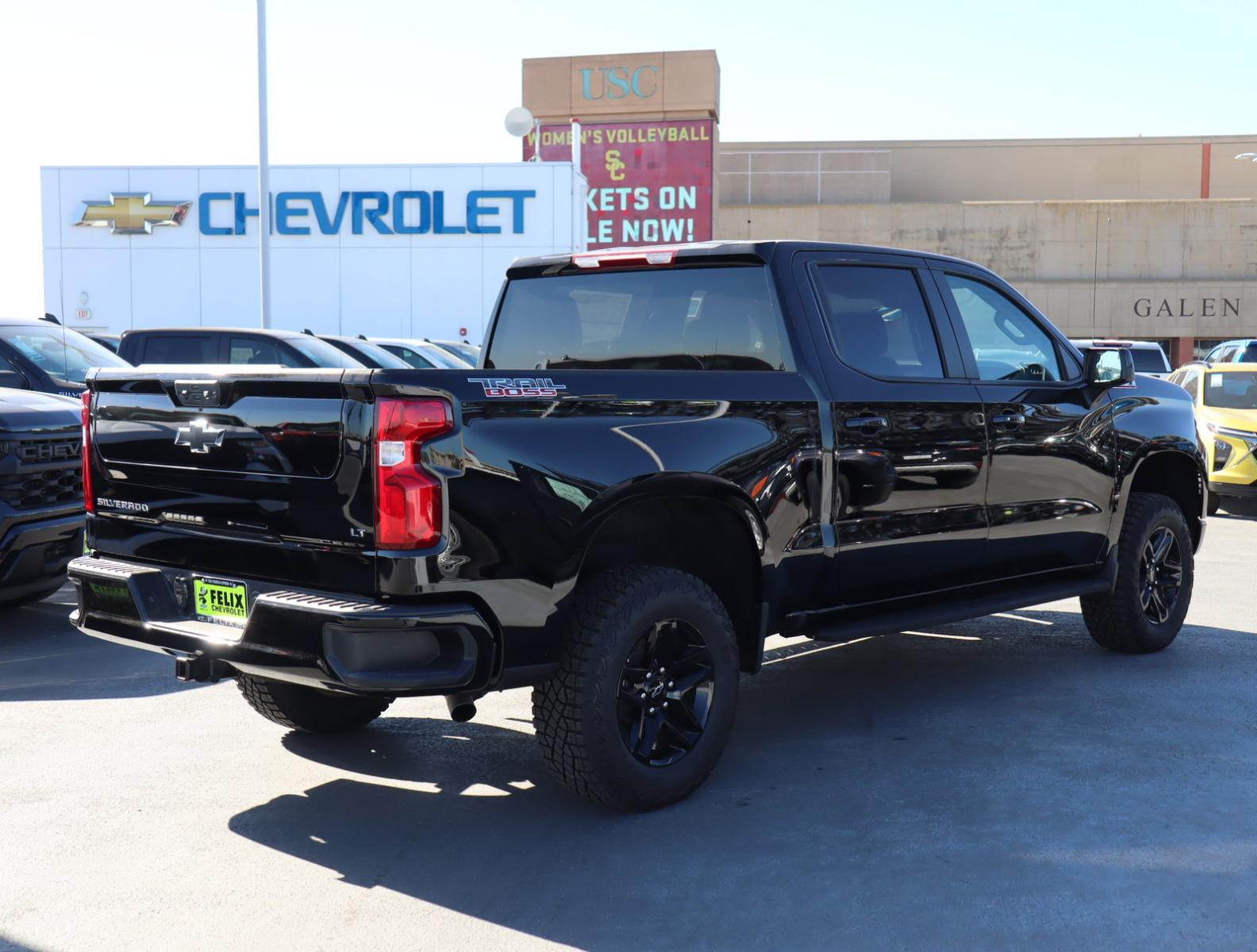 2024 Chevrolet Silverado 1500 Vehicle Photo in LOS ANGELES, CA 90007-3794