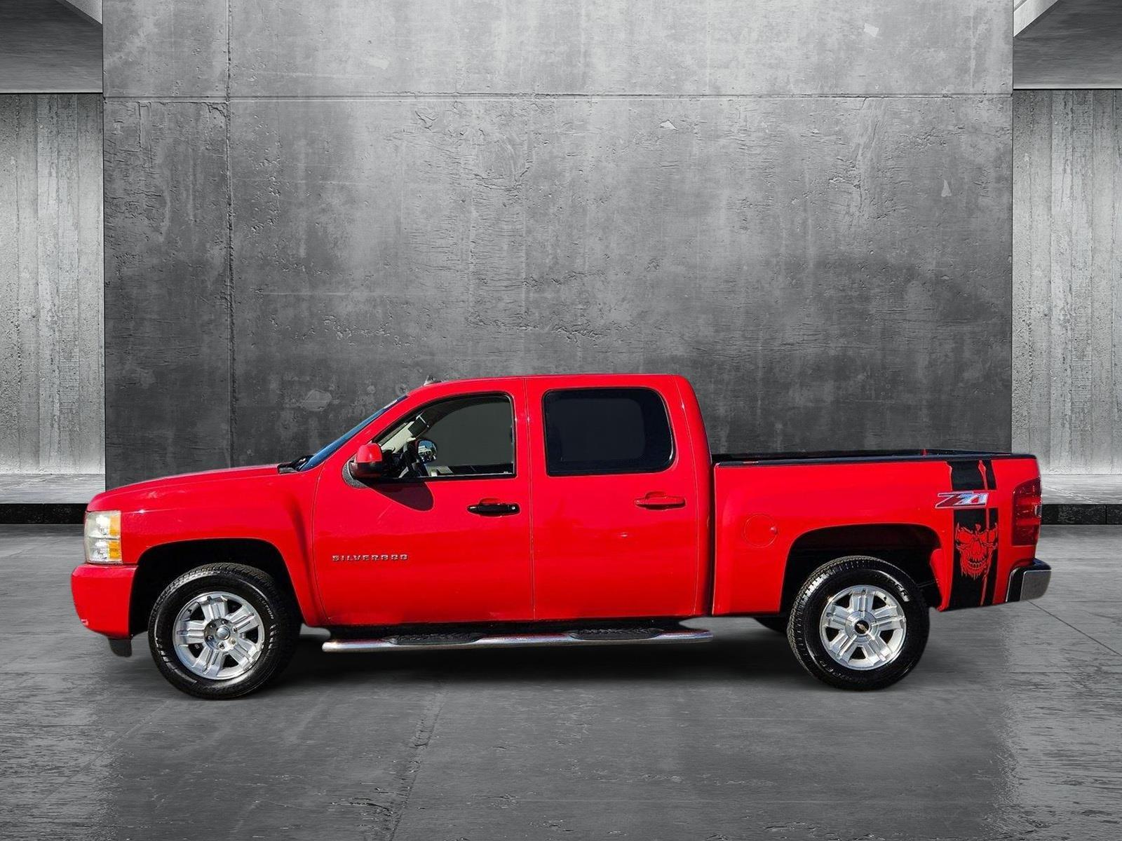 2013 Chevrolet Silverado 1500 Vehicle Photo in MESA, AZ 85206-4395