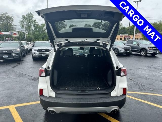 2022 Ford Escape Vehicle Photo in Mahwah, NJ 07430-1343