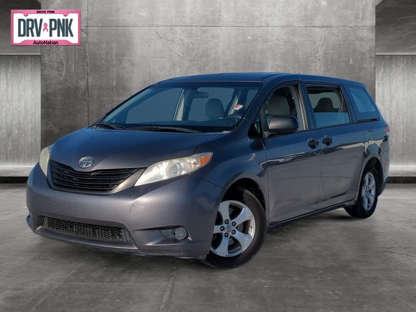 2014 Toyota Sienna Vehicle Photo in Ft. Myers, FL 33907