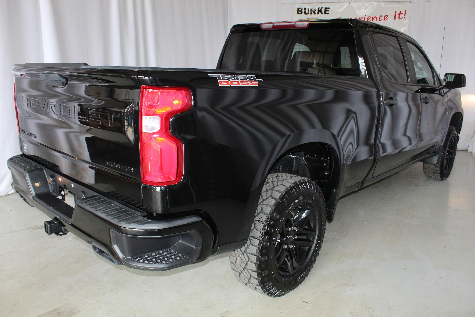 2021 Chevrolet Silverado 1500 Vehicle Photo in NORTHAMPTON, MA 01060-1120