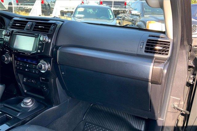 2019 Toyota 4Runner Vehicle Photo in KANSAS CITY, MO 64114-4502