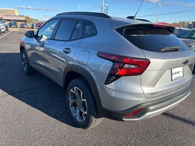 2025 Chevrolet Trax Vehicle Photo in SAUK CITY, WI 53583-1301