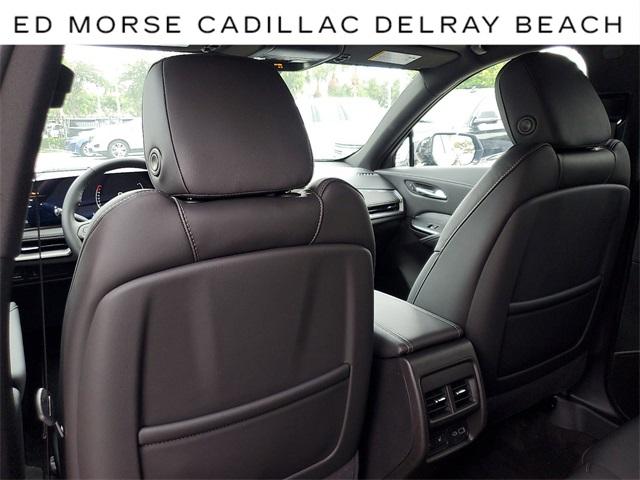 2024 Cadillac XT4 Vehicle Photo in DELRAY BEACH, FL 33483-3294